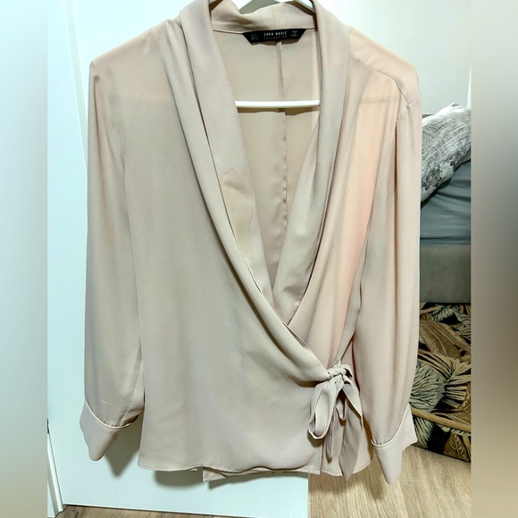 Zara Blush Blouse - Picture 1 of 3